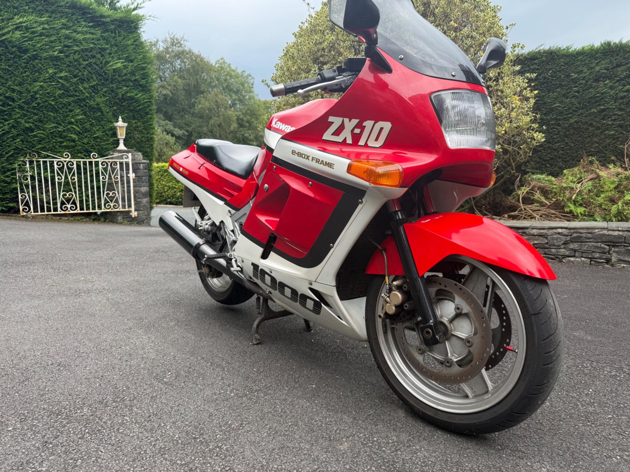 Kawasaki ZX-10 bikes for sale | AutoTrader Bikes